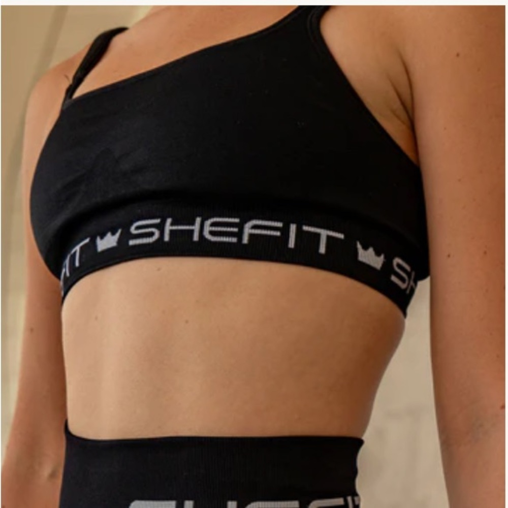 SHEFIT Seamless Square Neck Sports Bra Size Small Black